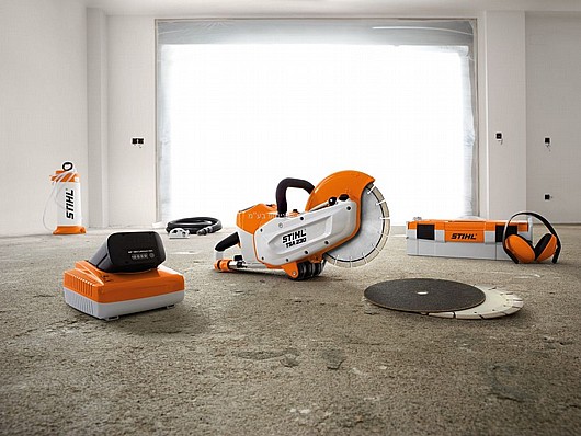 ���� ���� ���� ����  STIHL TSA 230