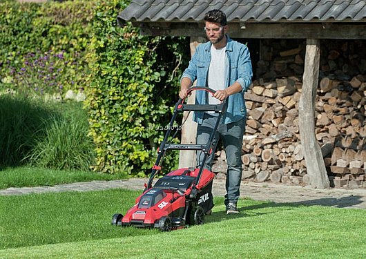 ����� ��� 40V(2x20V) Brushless ���� 43 �"� + 2 ������ 4.0Ah + ���� + ��� ����� SKIL